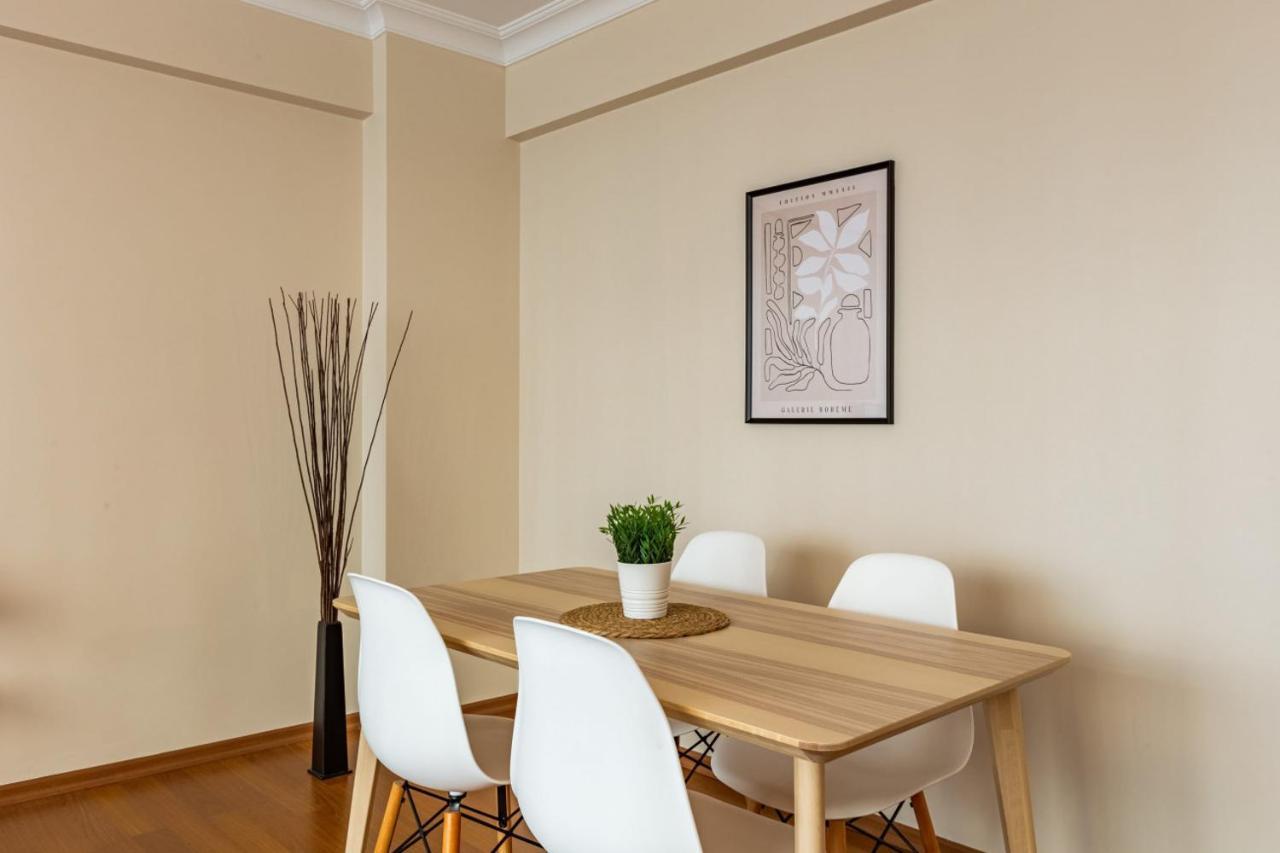 Colorful Apartment Near Popular Attractions In Sisli Istambul Exterior foto